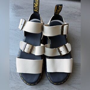 Dr. Martens GRYPHON PISA LEATHER PLATFORM
SANDALS